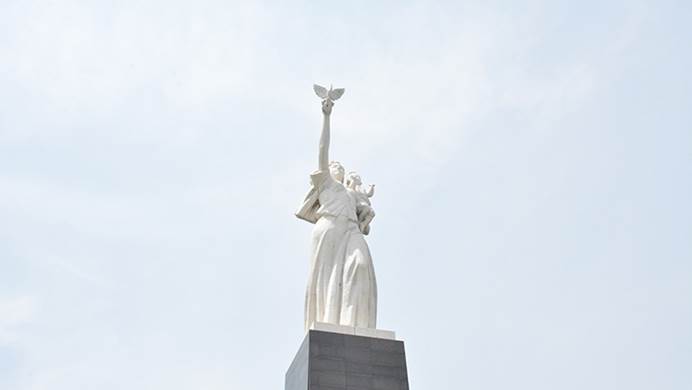 IMG3.jpg